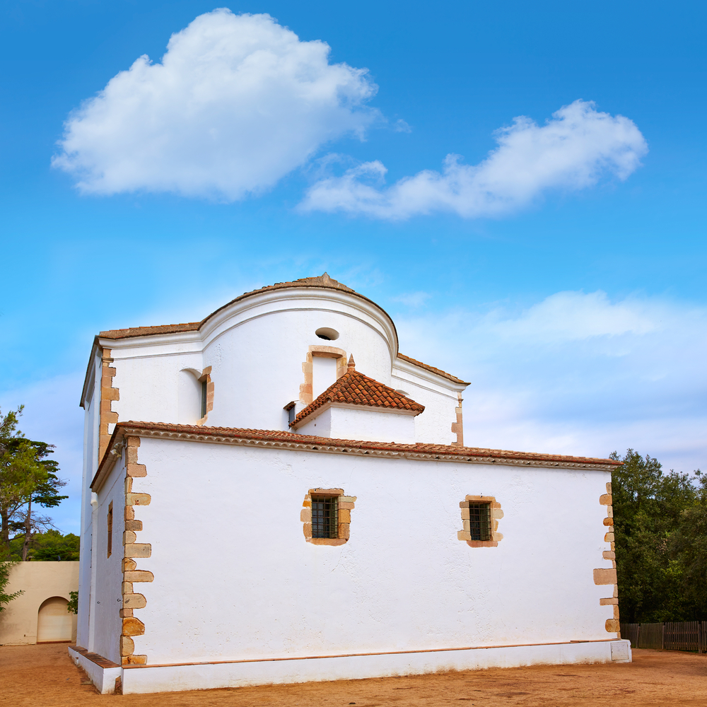 ermitas en la costa brava