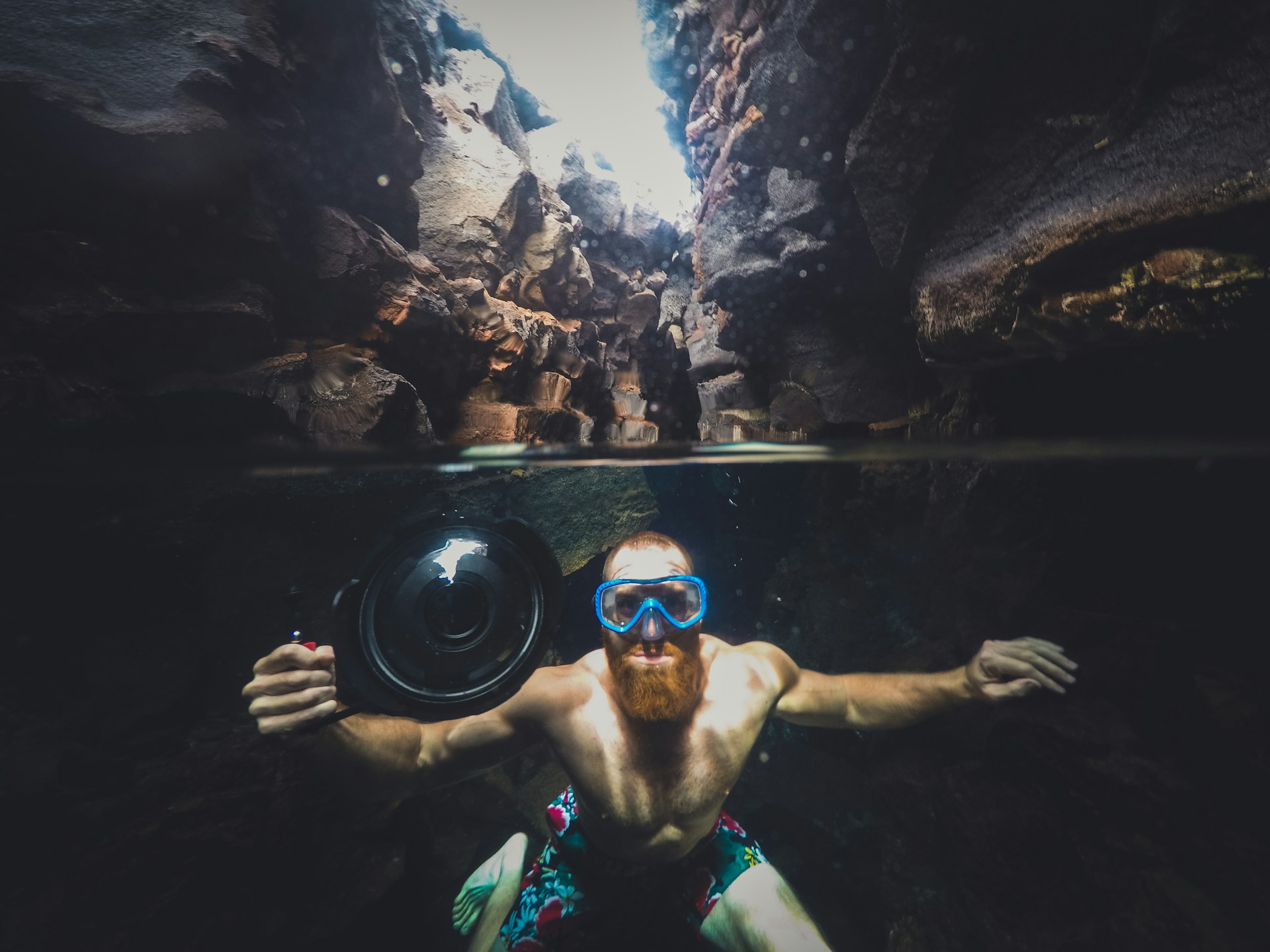 cuevas submarinas en la costa brava